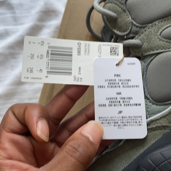 Yeezy 500 High GY0393 US 7 Womens - Picture 5 of 10